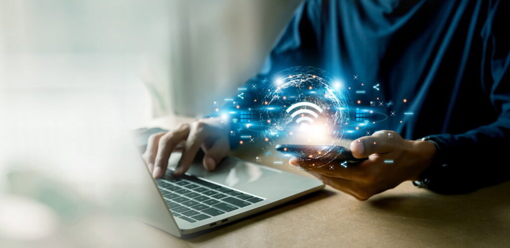 تفاوت اینترنت وایرلس و ADSL: کدام برای خانه شما مناسبتر است؟ شرکت ارتباطات دوربرد wireless